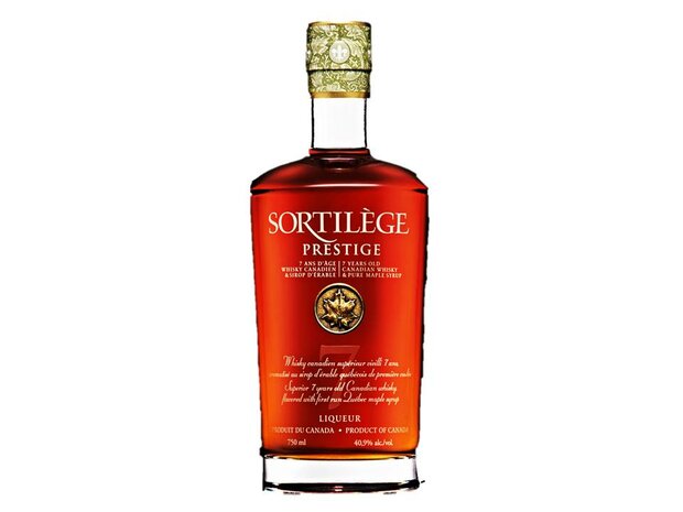  Liqueur de whisky 7 ans d'age - Sortilège  40,9 %  750 ml